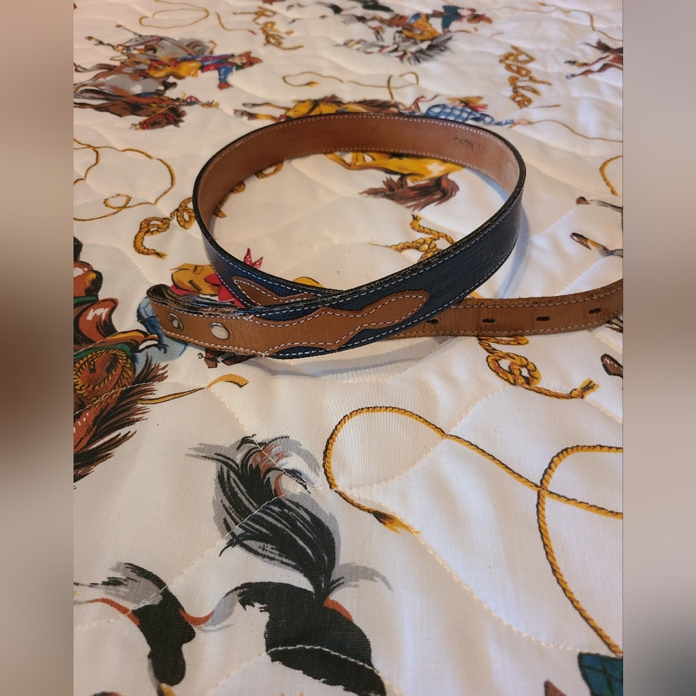 Womens 80s Leather Western Belt